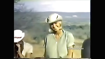 la tribu del pene grande