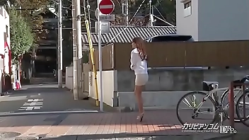 Live sex with amateur men Narumi Honda