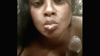 Desi bhabhi sucking and drinking cum