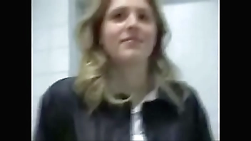 Fucking babe in college bathroom