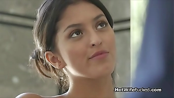 Deep oral session with spicy hotwife