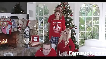 StepSis fucked me during stepfamily christmas picture