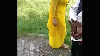 Paki Milf Actress Sana Khan jiggling Big Boobs shooting of Wakhra badmash Movie