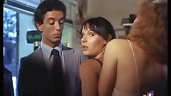 Sexual inclination to the naked (1982) - Peli Erotica completa Spanish