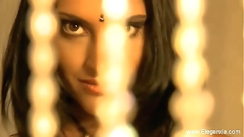 Sexy Indian MILF From Asia