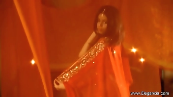 Brunette Indian Babe Undresses