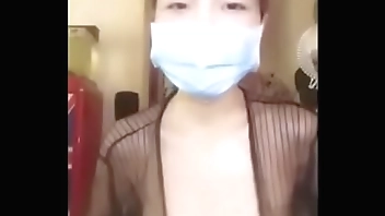 人瘦胸大女主播露胸聊天欢乐秀喜欢不要错过 预览视频 (Trailers)