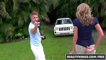 RealityKings - Milf Hunter - Special Rate starring Brynn Hunter and Levi Cash