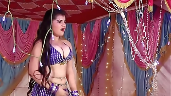पहिलकी के गोली मर दा । PAHILKI KE GOLI MAR DA ।'' LETEST HOT BHOJPURI ITEM SONG [ 2017 ] H