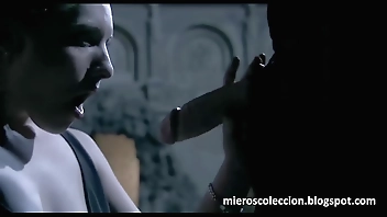 Anna Jimskaia sucking cock in Monamour scene (Tinto Brass - 2005 - Spanish