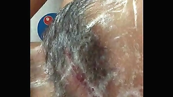 vệ sinh lồn bướm