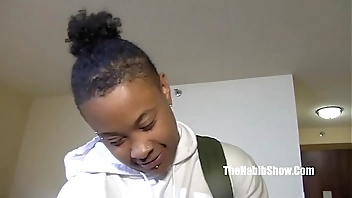 Transman Phoenoisseur fucks the sexy lizzy mixed freak