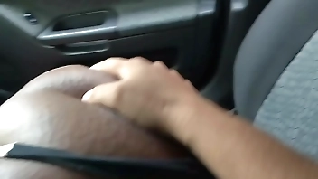 Day attendant thanking the ride