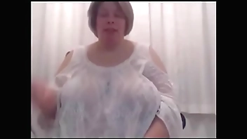 Fat bbw showing nice little pussy