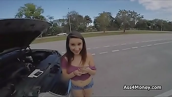 Fucking wrecked big tit in car