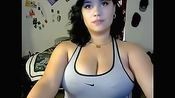 flora xxx busty venezuelan live