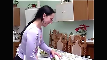 Insane wild relationship Vol. 16